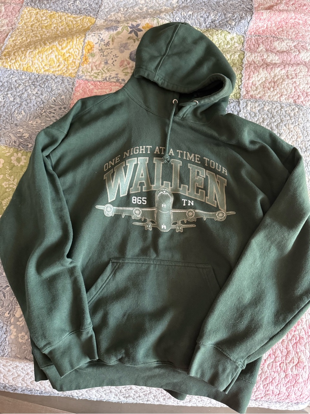 Morgan Wallen One Night At A Time Tour Forest Green Hoodie XL  NWOT
